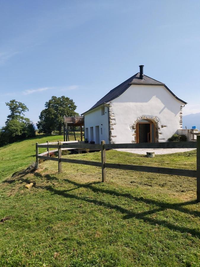 Maison Entouree D Animaux En Pleine Campagne Villa *